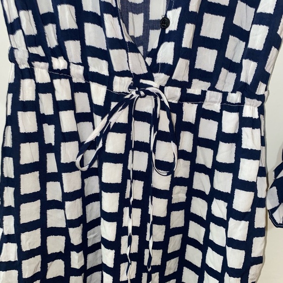 Splendid Dress - Picture 3 of 5